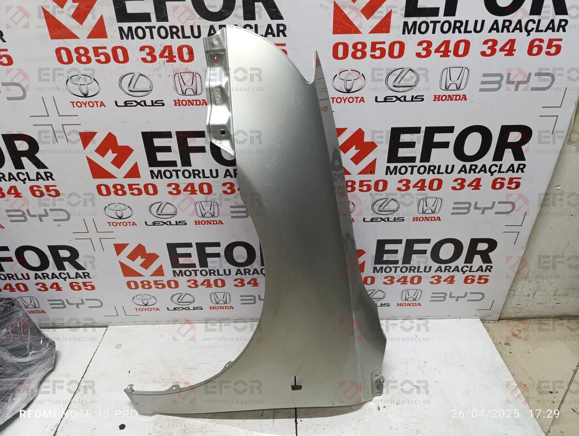 TOYOTA Avensis Ön Çamurluk 2002-2007