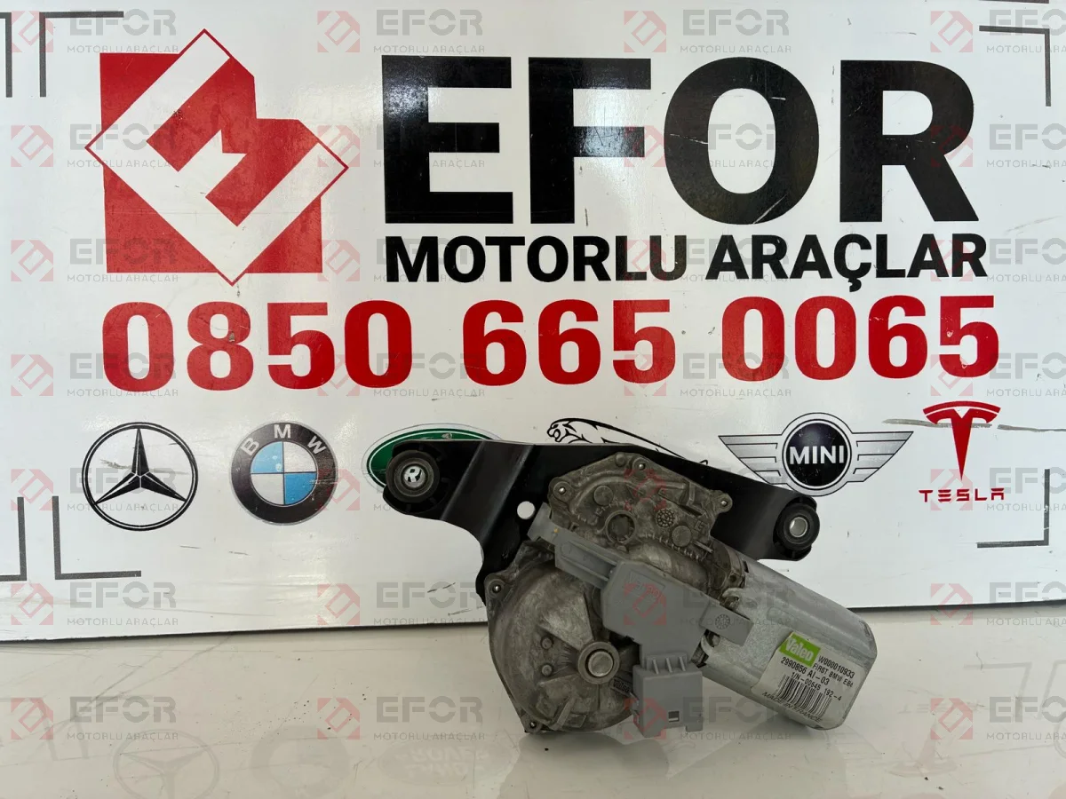 BMW X1 E84 Arka Sılecek Motoru
