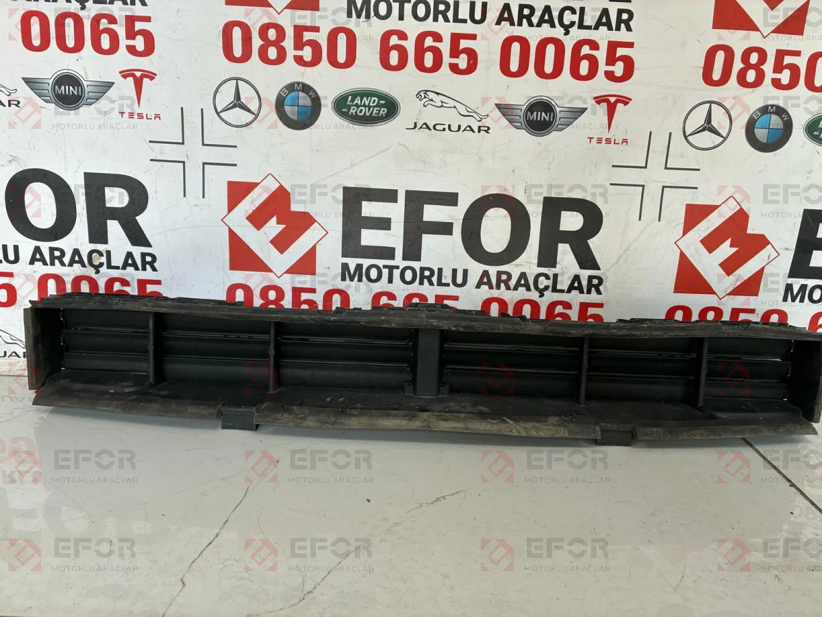 BMW 5 Serisi 5a09b57 G60 Ön Hava Kanalı