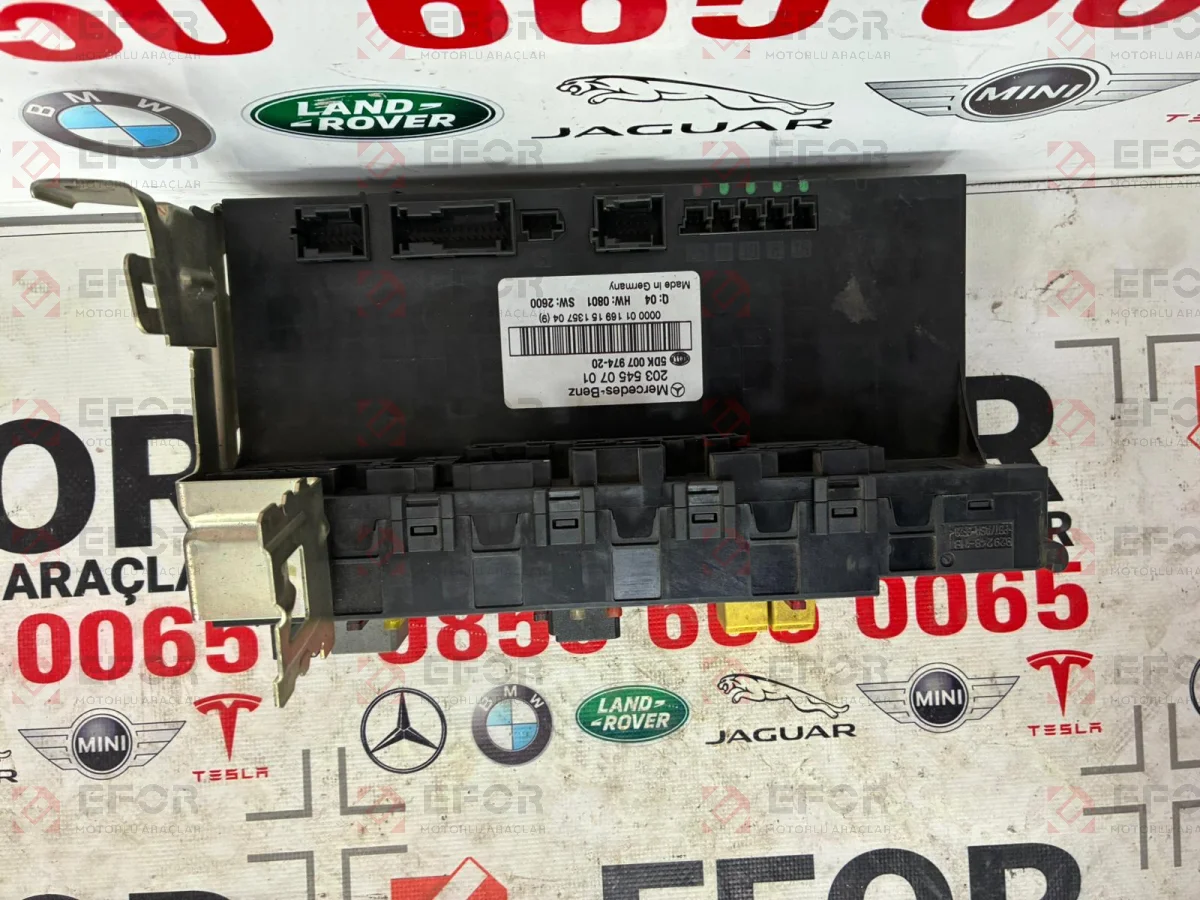MERCEDES BENZ C Serisi Mercedes W203 Sıgorta Kutusu