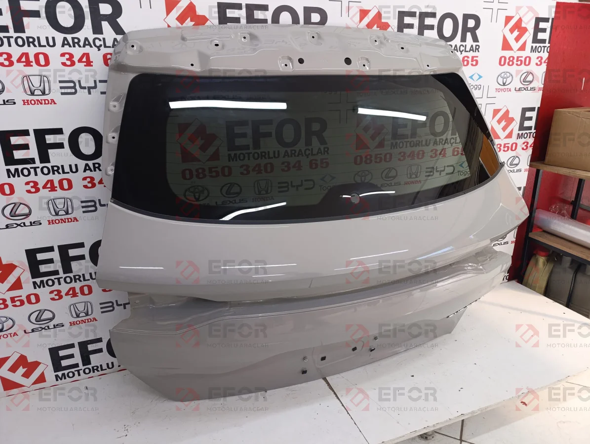 TOYOTA Hilux Sağ Far Lambası 2020-2026