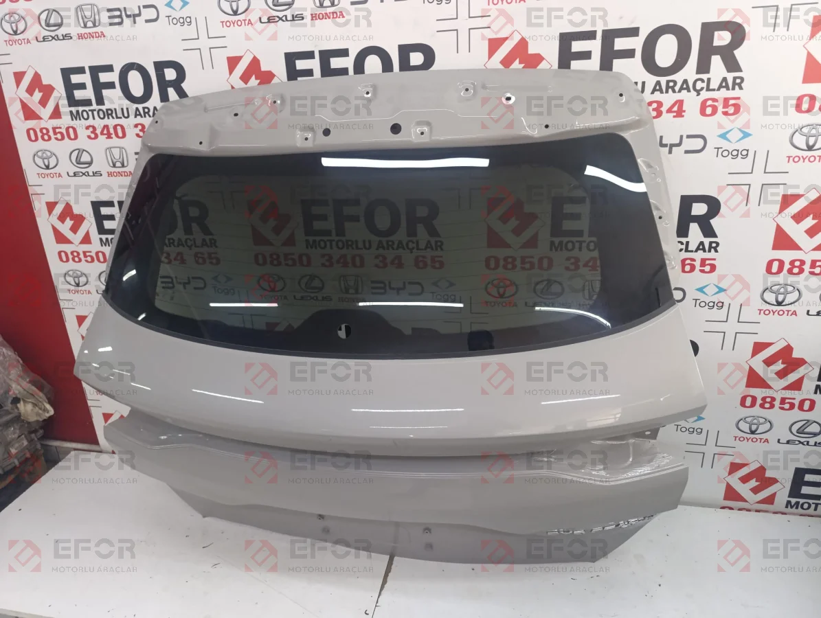 TOYOTA Hilux Sağ Far Lambası 2020-2026