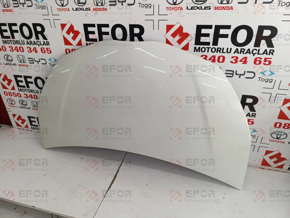 TOYOTA Yaris Motor Kaputu 2012