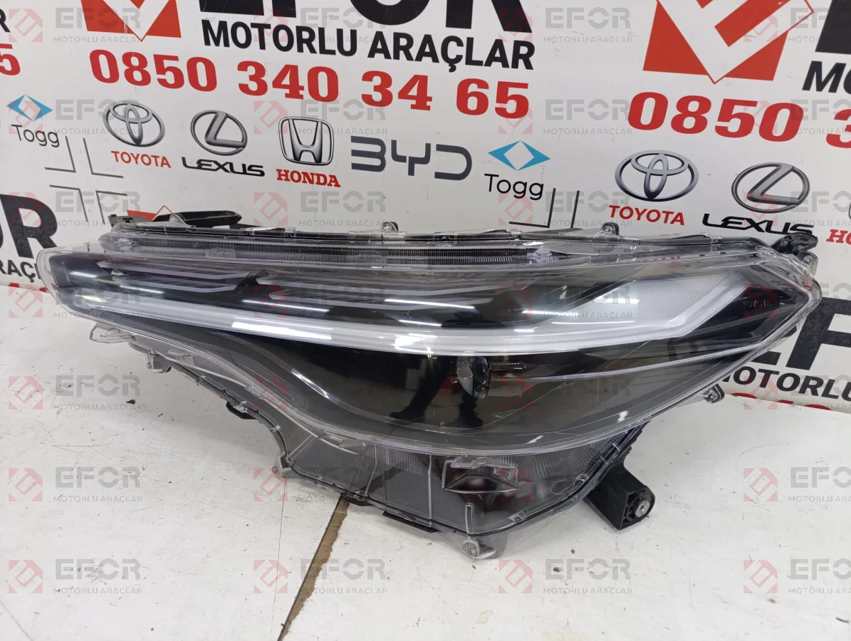 TOYOTA Corolla Cross Sol Far Lambası 2022-2025