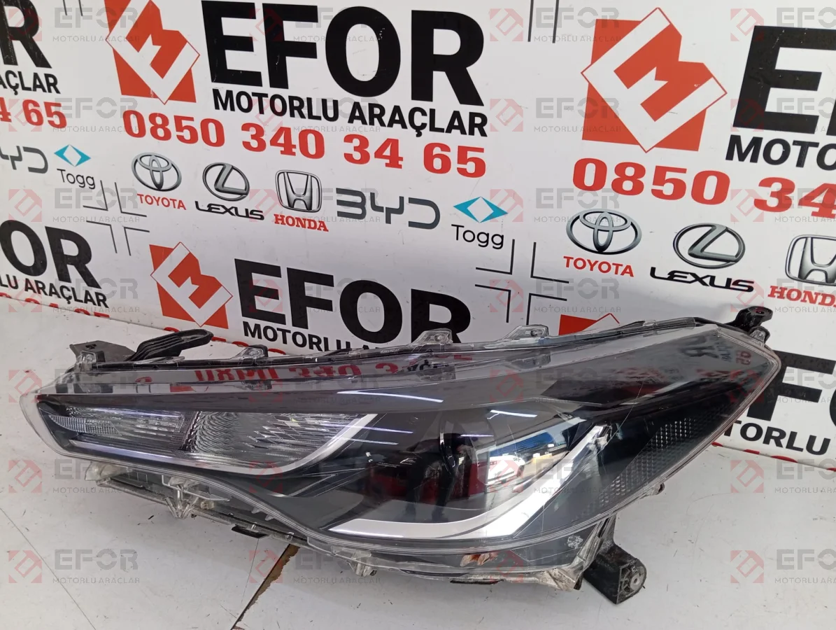 TOYOTA Corolla Cross Sol Far Lambası 2022-2025