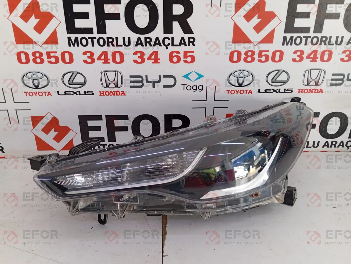 TOYOTA Corolla Cross Sol Far Lambası 2022-2025